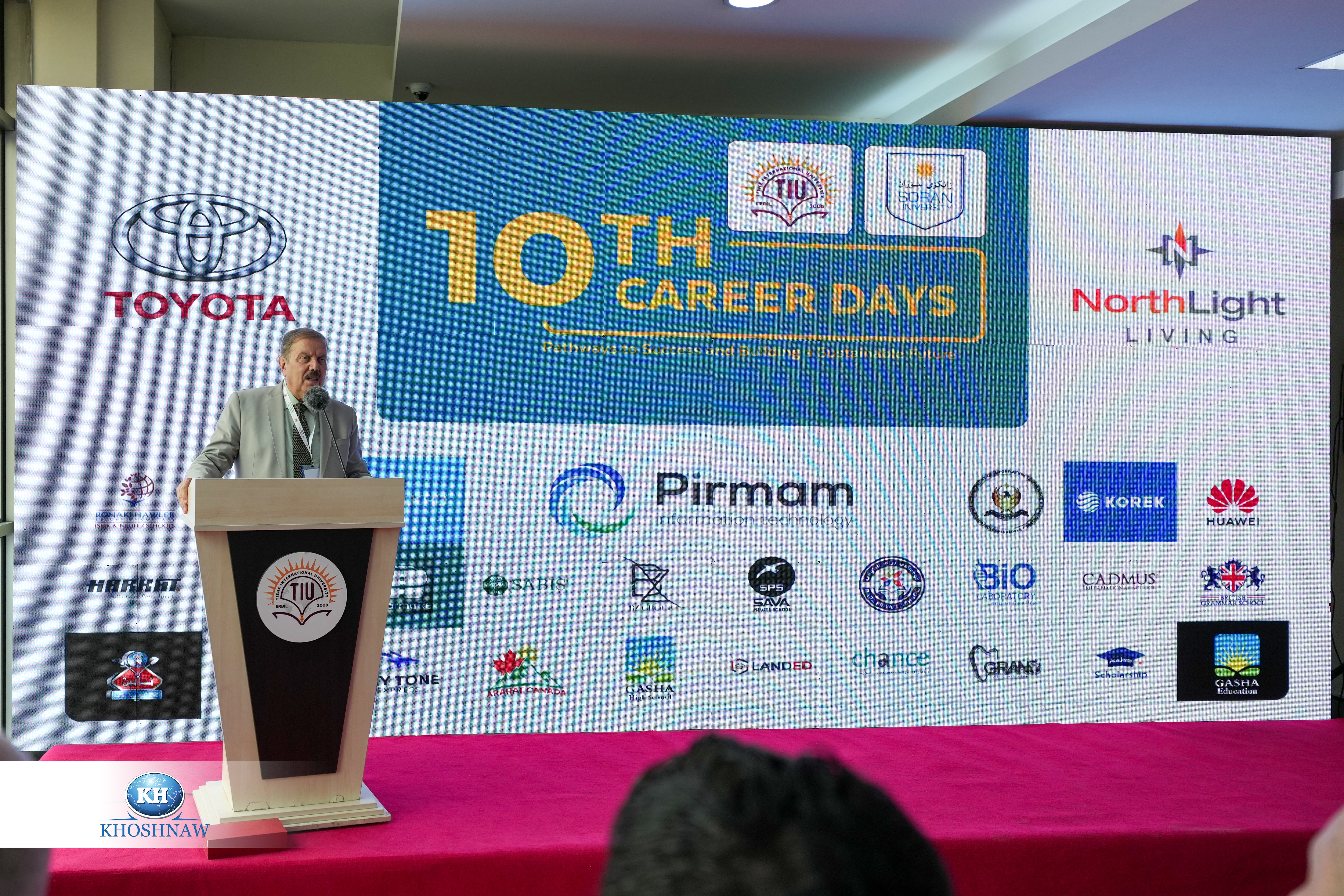 معرض الوظائف العاشر (Career Day) في جامعة تيشك الدولية